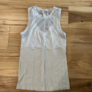 Athleta Women's Oxygen Tank Size Small light blue